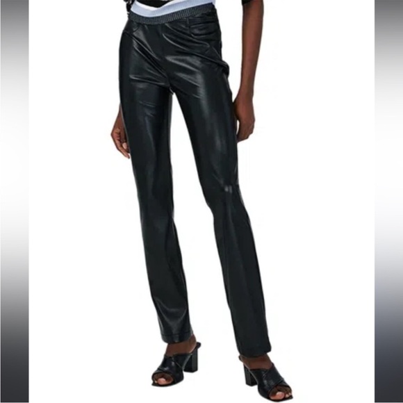 Diane Von Furstenberg Pants - Diane Von Furstenberg Black Faux‎ Leather Pants Size Small